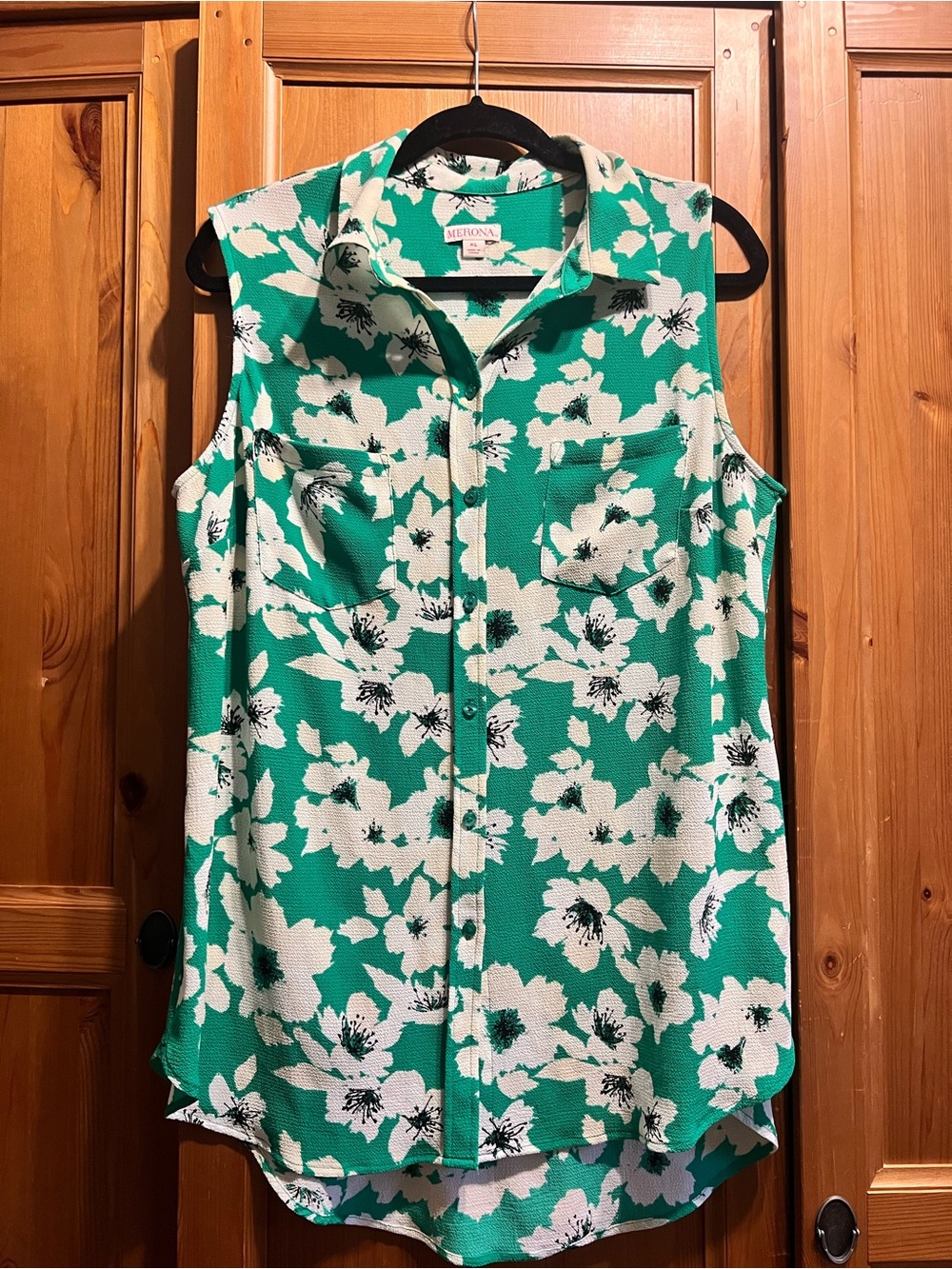 Merona Sleeveless Floral Button-Front Top in Green and White